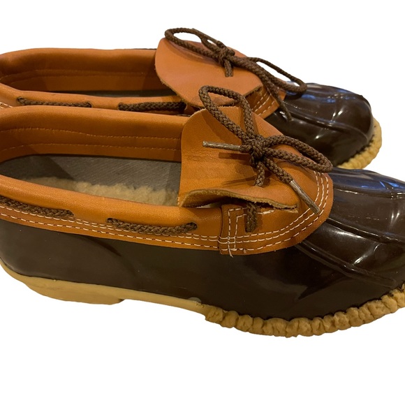 WOMEN’S BROWN & TAN WATERPROOF DUCK SHOES FOR RAIN. SNOW AND SLUSH, SIZE 8 - Picture 2 of 6
